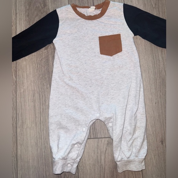 Baby Romper with Black Sleeves and Brown Pocket - Picture 1 of 4